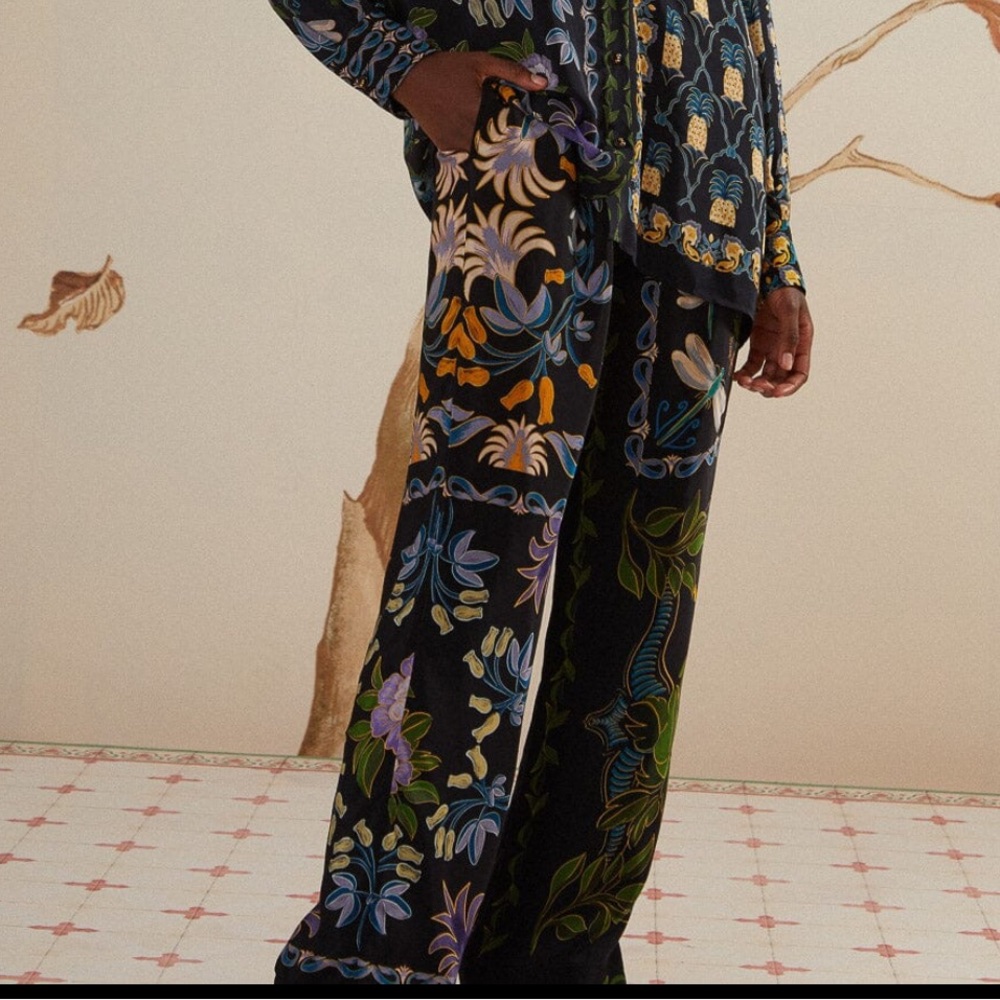 FARM Rio Multicolor Botanical Print Pants - Picture 8 of 13